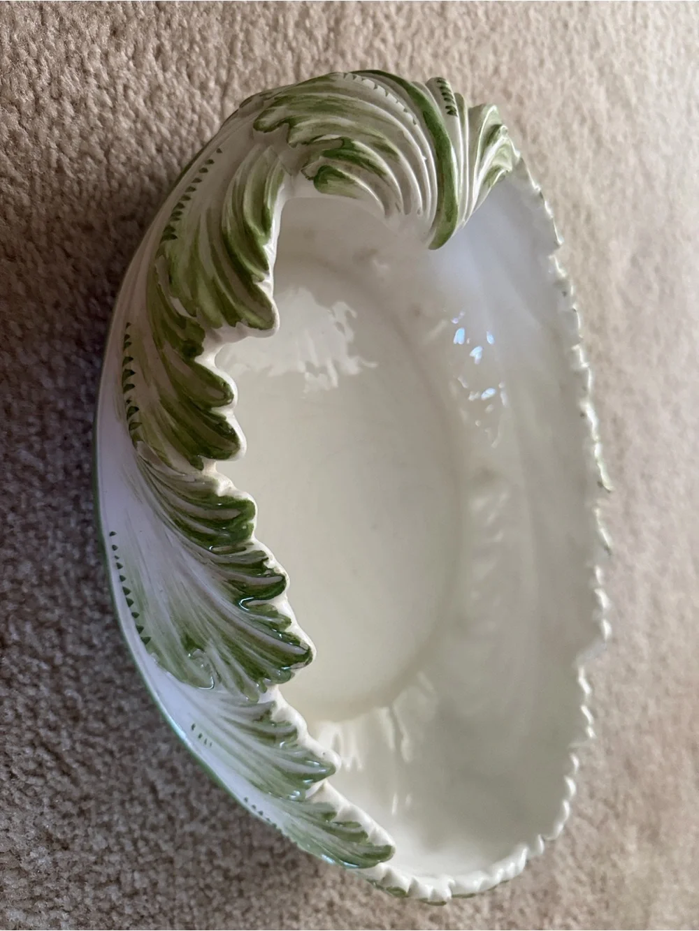 Leaf-Edge Ceramic Serving Bowl in White and Green